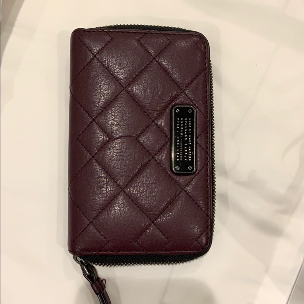 Marc Jacobs wristlet - Picture 4 of 7